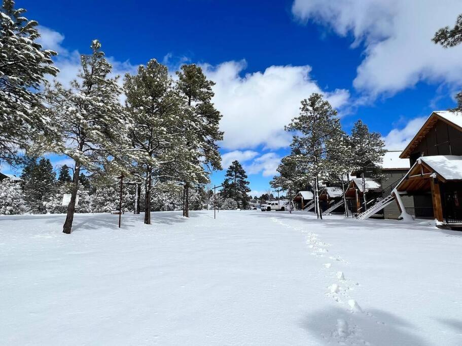 Perfect Luxury Getaway Villa โชว์โลว์ ภายนอก รูปภาพ